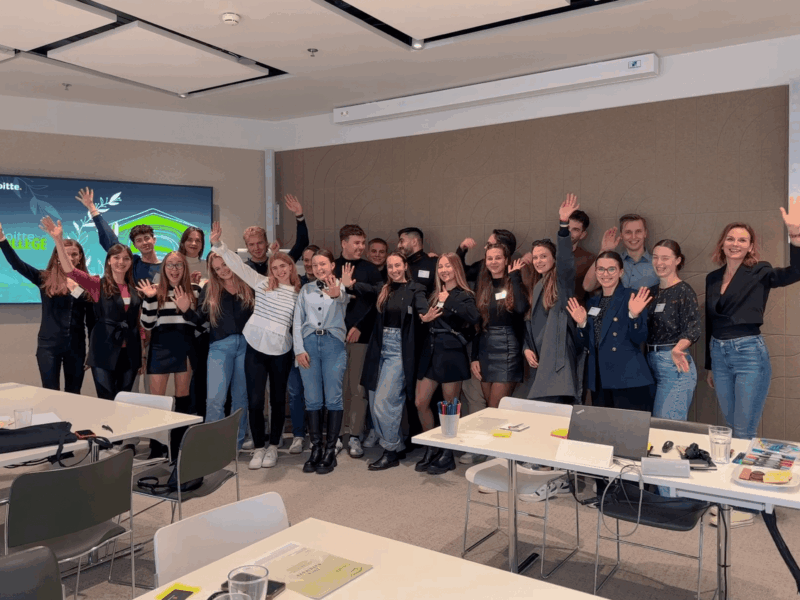 Deloitte College: Nahliadni do tajov sveta financií! | Bratislava